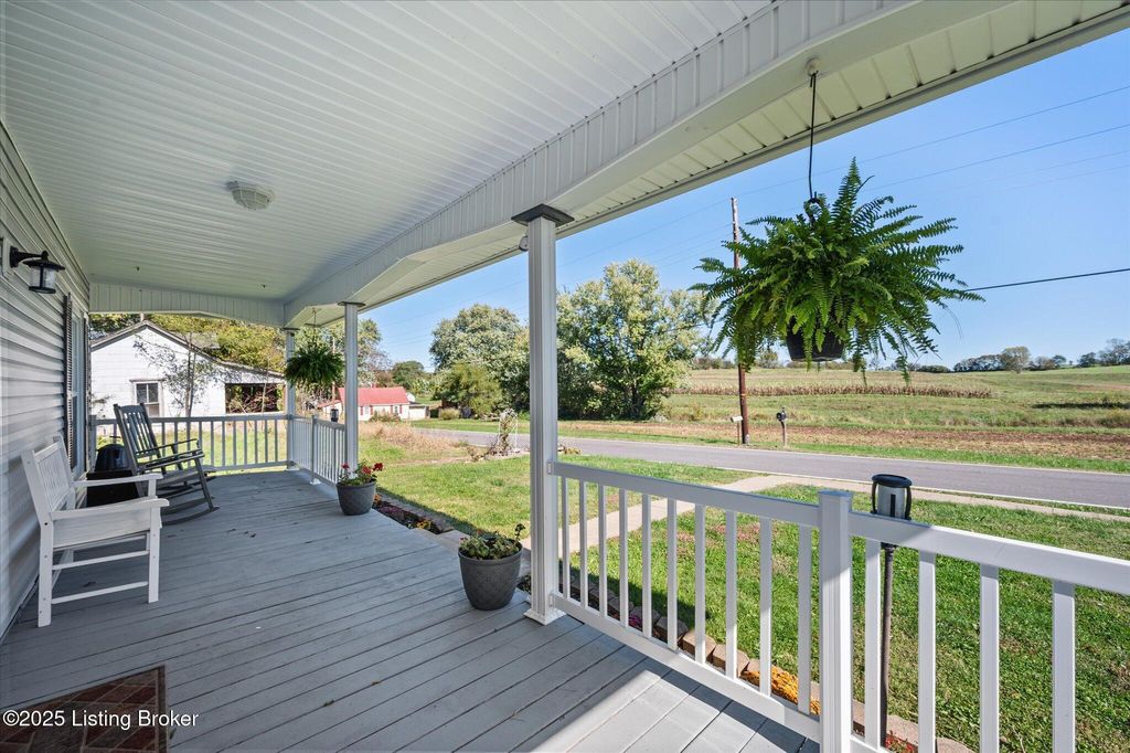 Photo of 2235 Franklinton Rd, Pleasureville, KY 40057 (MLS # 1701364)