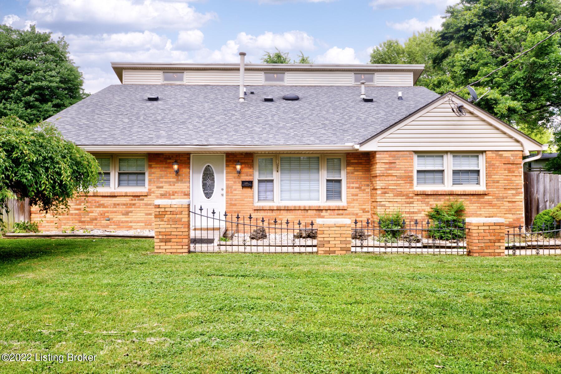 Photo 1 of 43 — 9213 Pensive Ln, Louisville, KY 40272