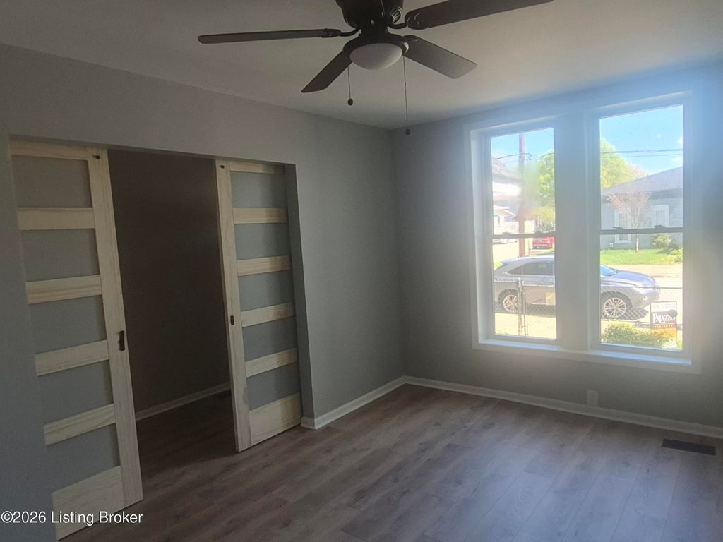 Photo of 1042 S Shelby St, Louisville, KY 40203 (MLS # 1713472)