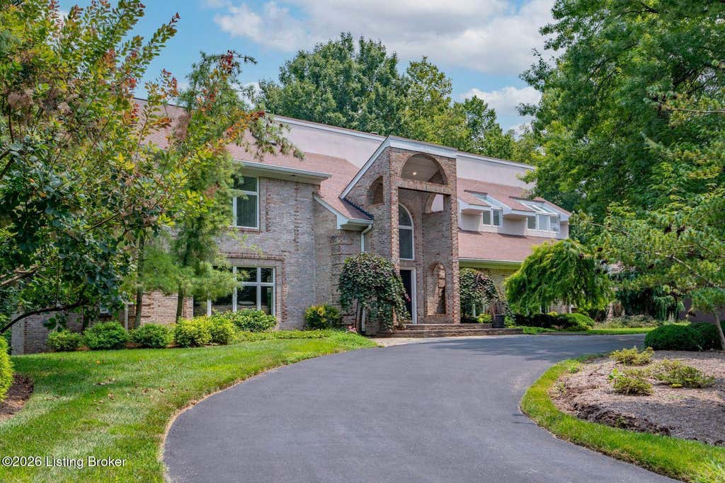 Photo of 4303 Twin Elms Ct, Louisville, KY 40241 (MLS # 1727232)