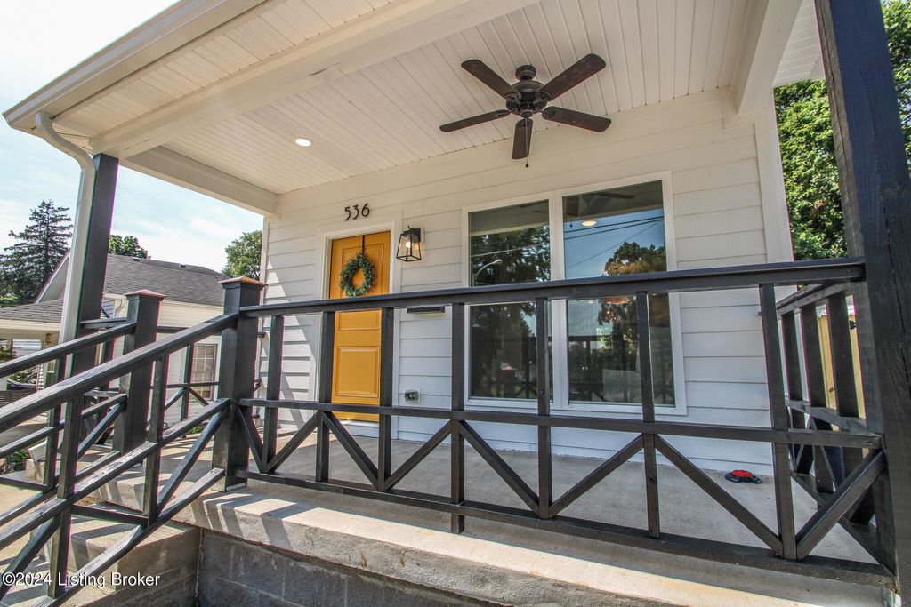 Photo of 536 University Ave, Louisville, KY 40206 (MLS # 1704828)