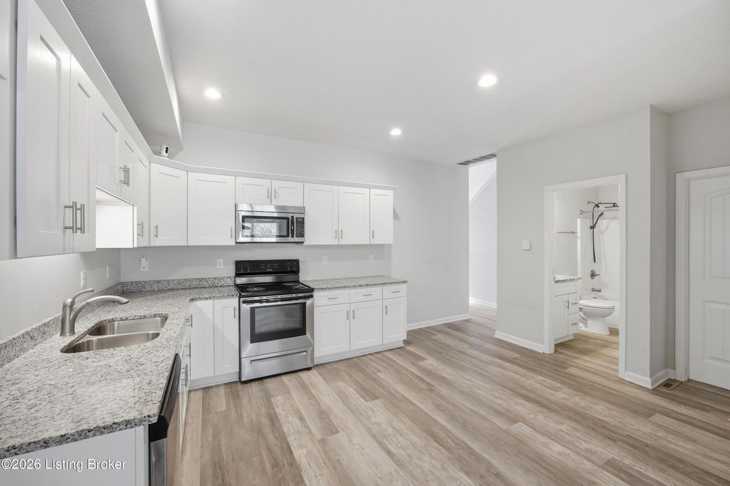 Photo of 1848 Blackwell Rd, Shelbyville, KY 40065 (MLS # 1708946)