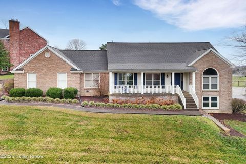 Photo of 1708 Mahogany Run Dr, La Grange, KY 40031 (MLS # 1705160)