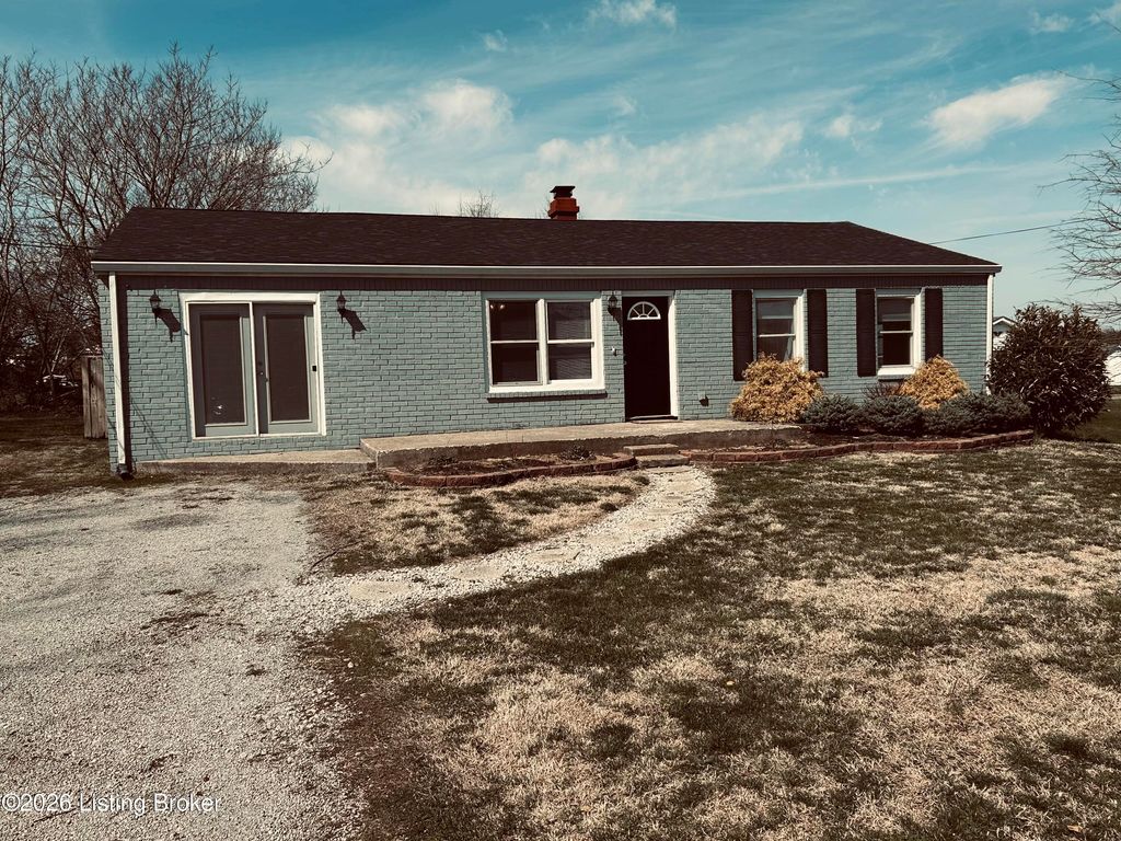 Photo of 206 Meadowview Dr, Mt Washington, KY 40047 (MLS # 1711997)