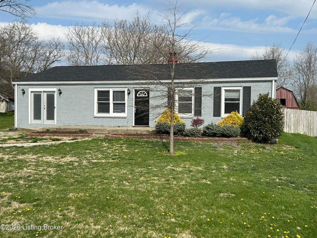 Photo of 206 Meadowview Dr, Mt Washington, KY 40047 (MLS # 1711997)