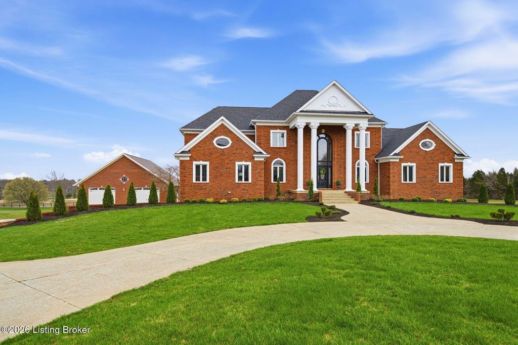 Photo of 7615 Heavens Estates Way, Louisville, KY 40291 (MLS # 1711379)