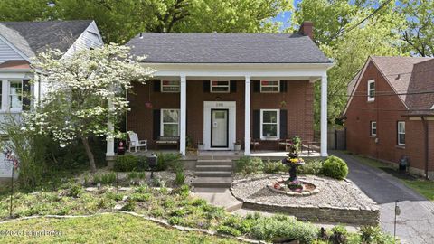 Homes For Sale - 2381 Valley Vista Rd<br/> Louisville, KY 40205