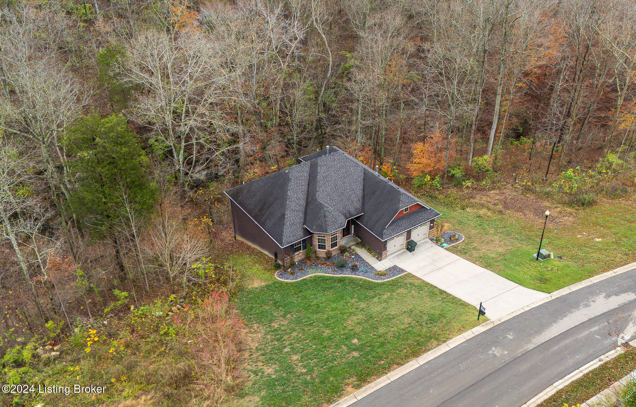 304 Hidden Falls Dr, Mt Washington, Pennsylvania image 3
