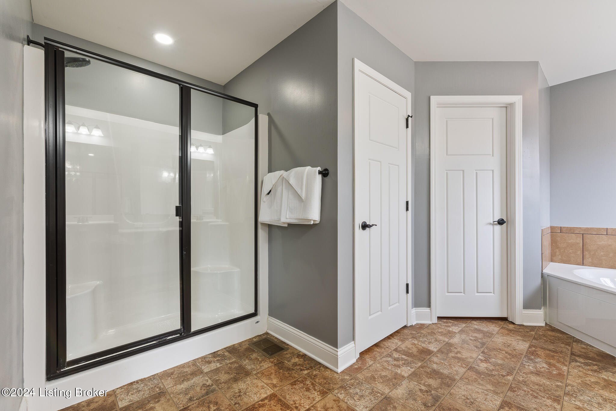 304 Hidden Falls Dr, Mt Washington, Pennsylvania image 29