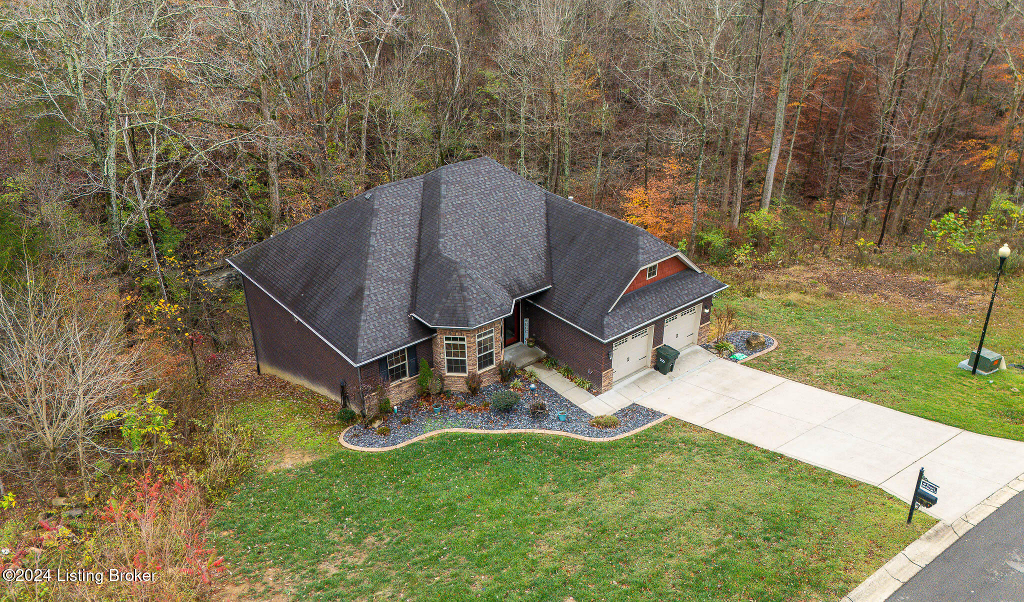 304 Hidden Falls Dr, Mt Washington, Pennsylvania image 4