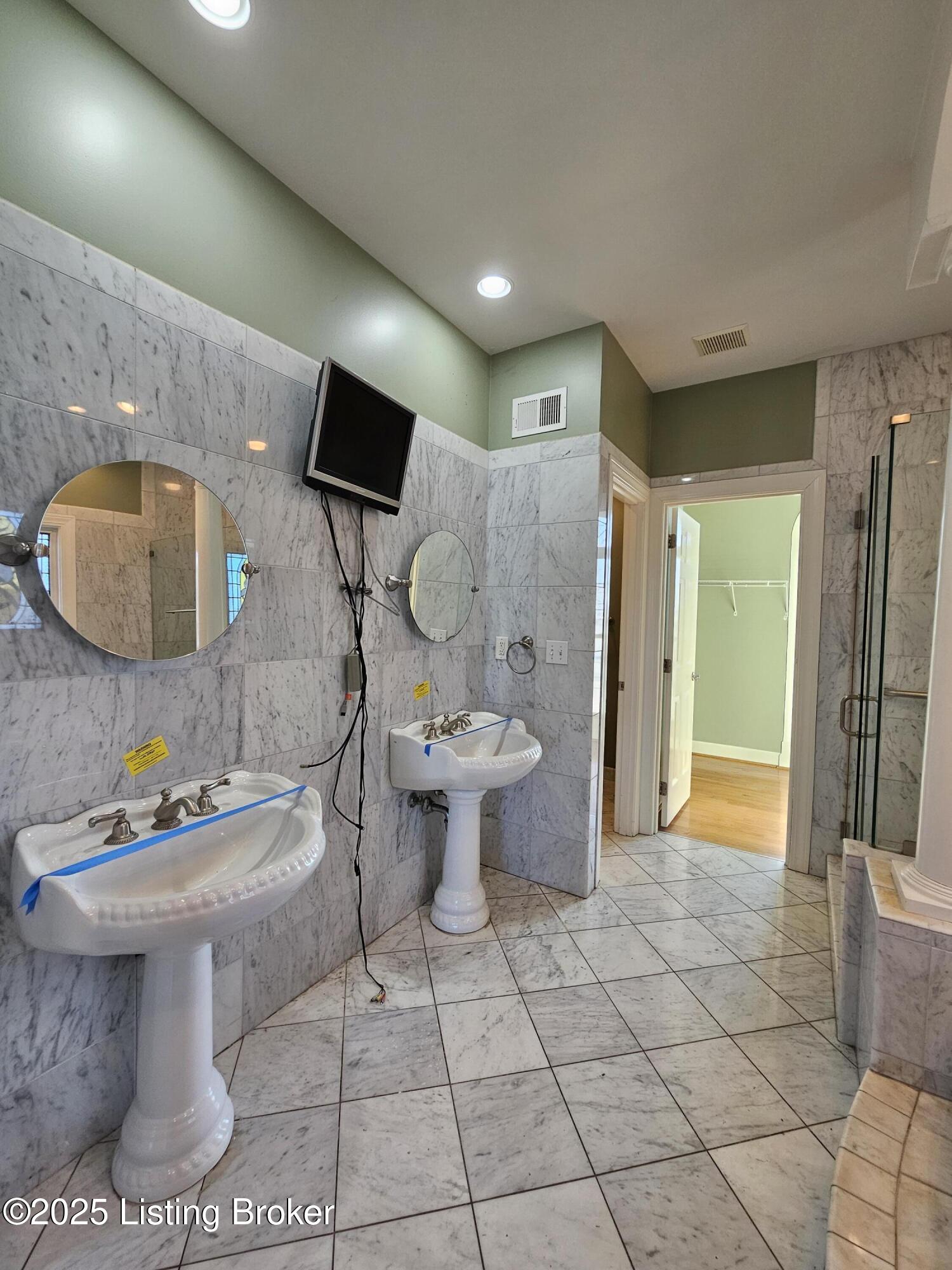 19101 Chapman Ridge Ct, Fisherville, Kentucky image 44