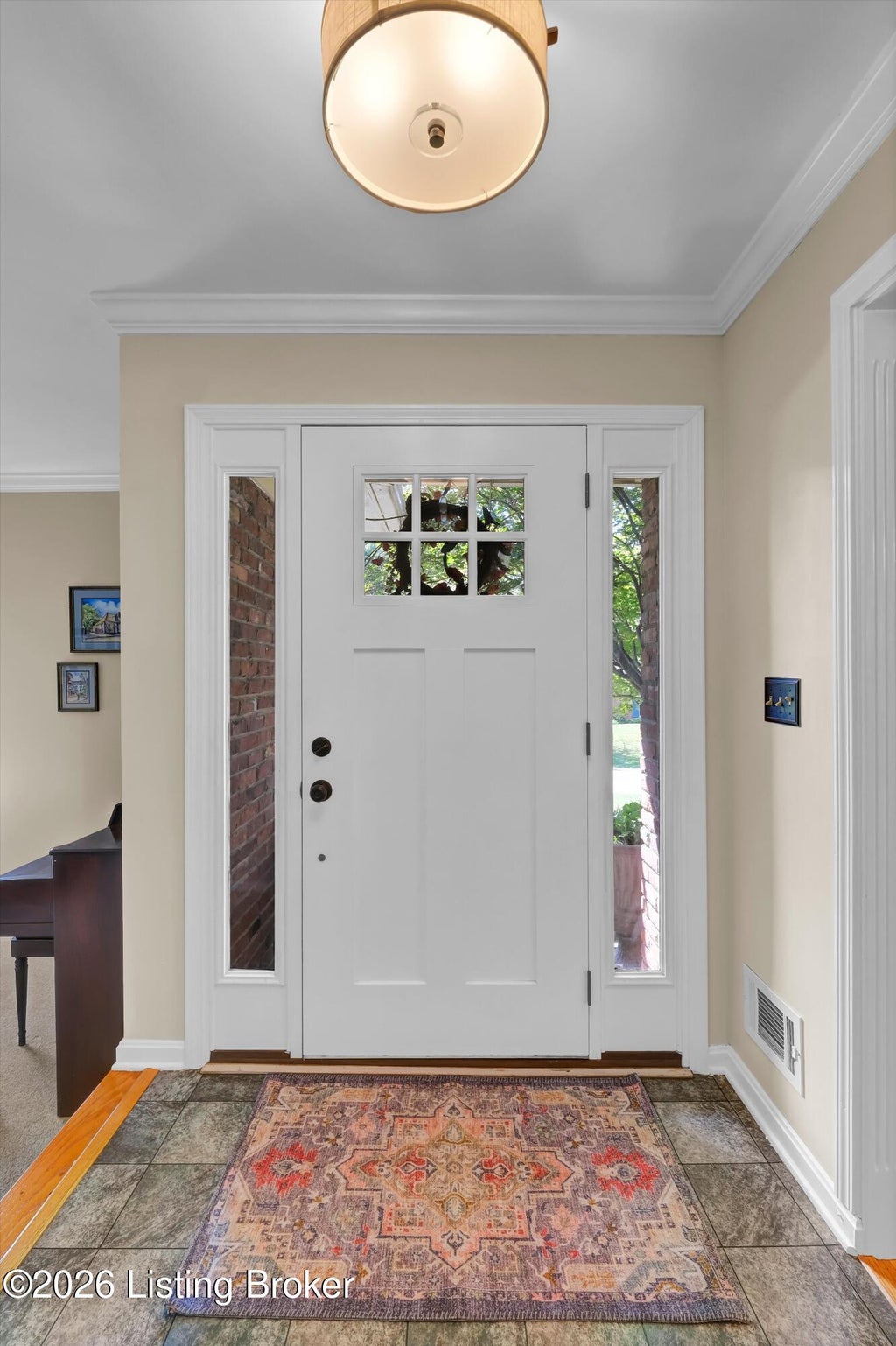 Photo of 3109 Galway Ln, Louisville, KY 40242 (MLS # 1728393)