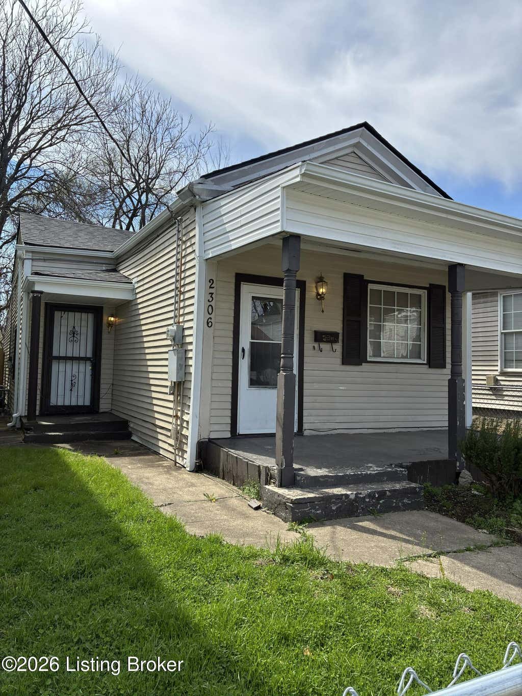 Photo of 2306 W Burnett Ave, Louisville, KY 40210 (MLS # 1726667)