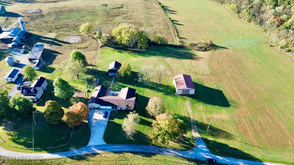 Photo of 473 Peavler Ln, Bardstown, KY 40004 (MLS # 1732942)