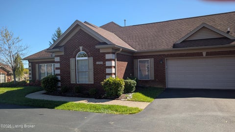 Condo For Sale - 1038 Grazing Meadows Ln<br/> Louisville, KY 40245