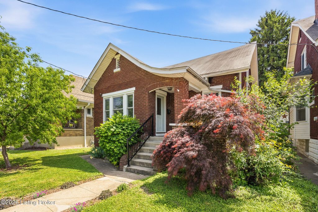 Photo of 820 Fetter Ave, Louisville, KY 40217 (MLS # 1715307)