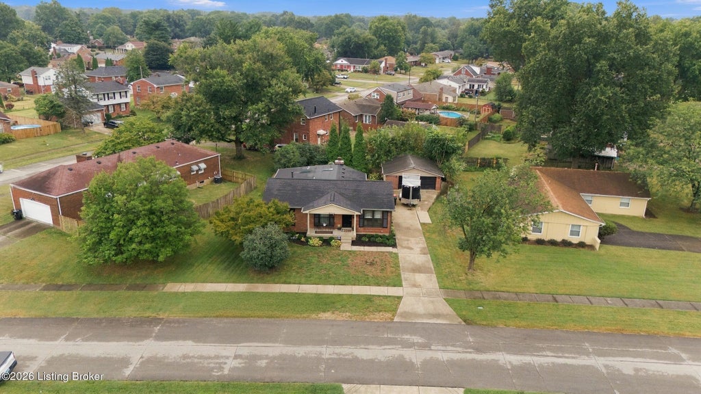 Photo of 4412 Northwood Dr, Louisville, KY 40220 (MLS # 1728779)