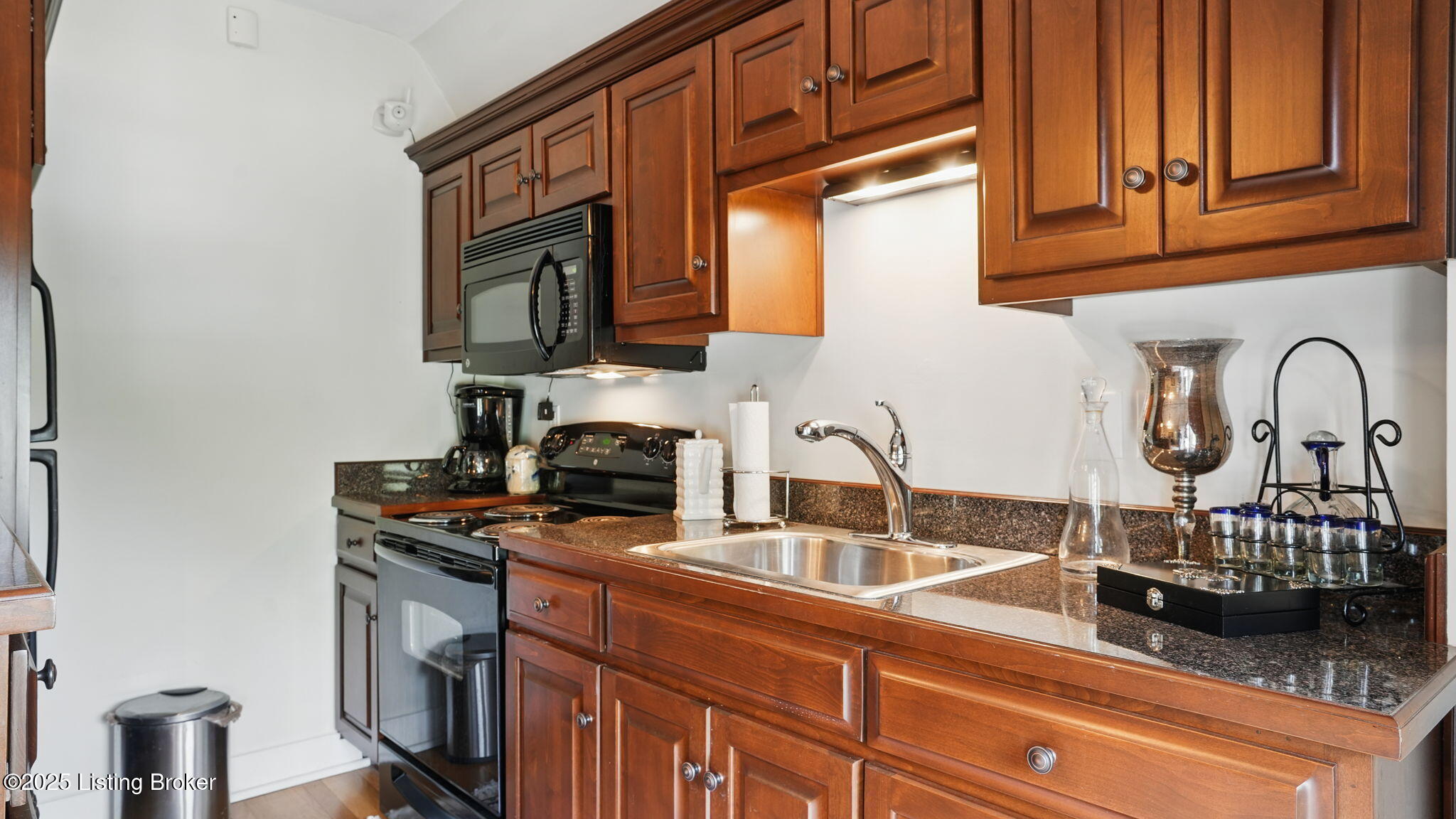 1515 S 3rd St, Louisville, Kentucky image 34