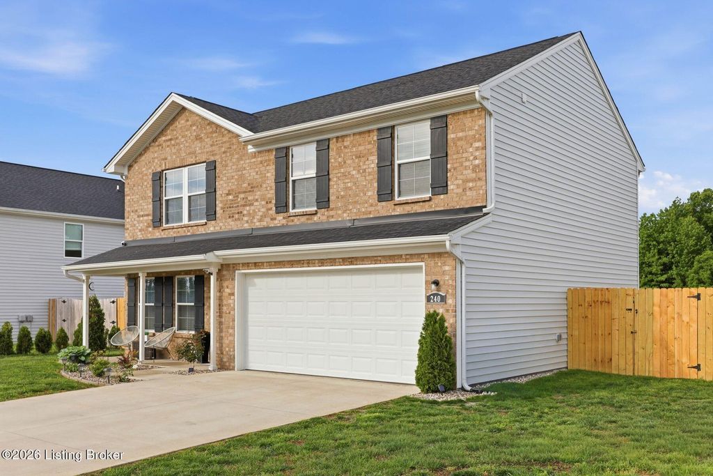 Photo of 240 Cupp Cir, Shepherdsville, KY 40165 (MLS # 1716480)