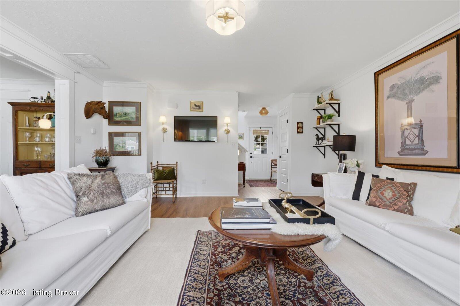 1370 Delacorte Cir