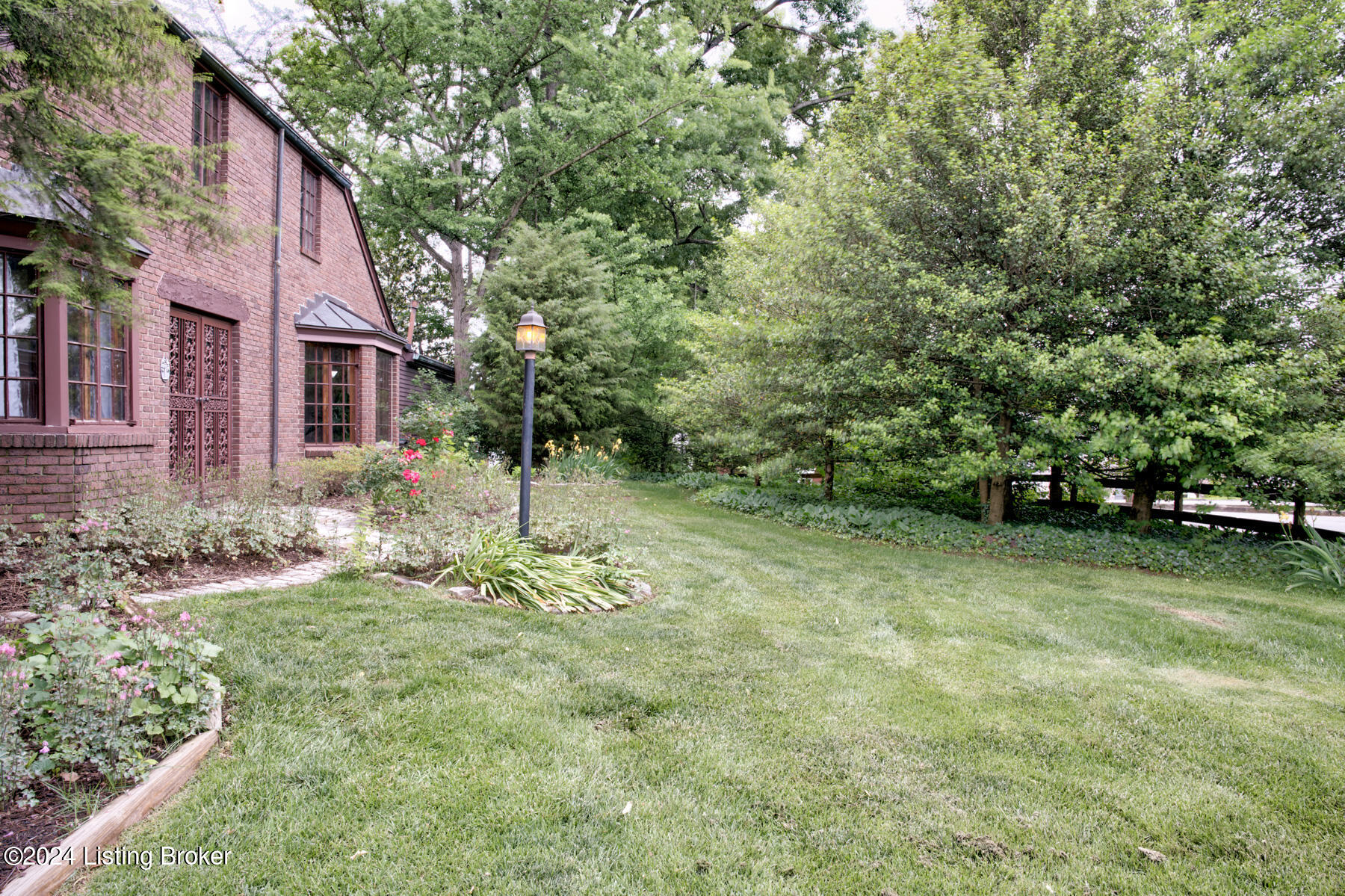 1 Ridge Rd, Louisville, Kentucky image 42