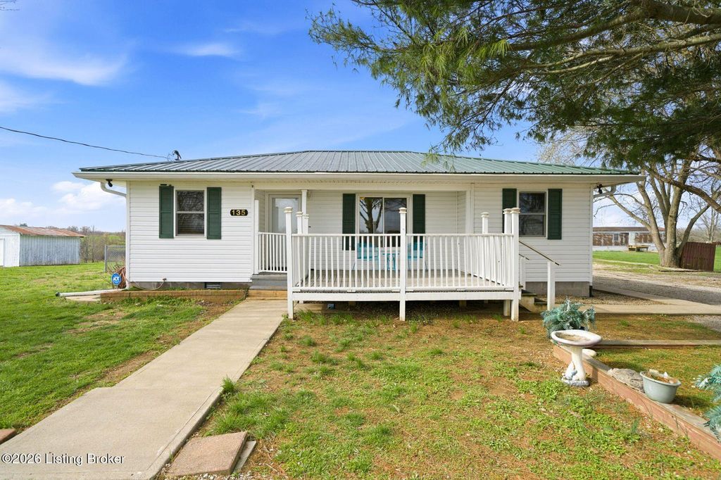 Photo of 135 Cotton Ln, Taylorsville, KY 40071 (MLS # 1712027)