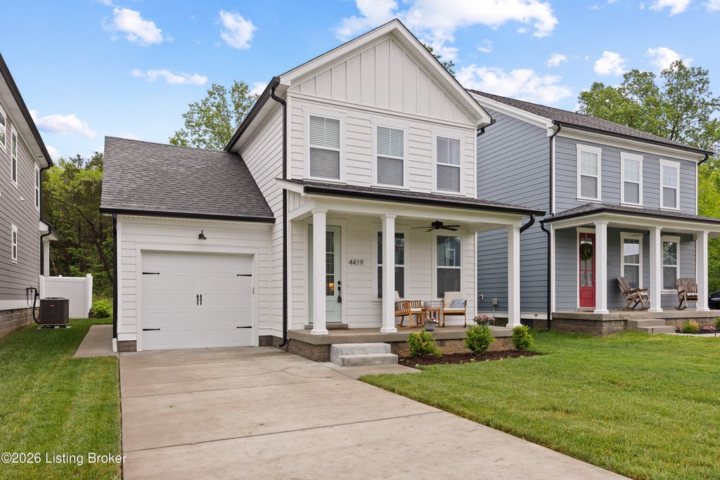 Photo of 4419 Ginkgo Trail, Louisville, KY 40245 (MLS # 1716523)