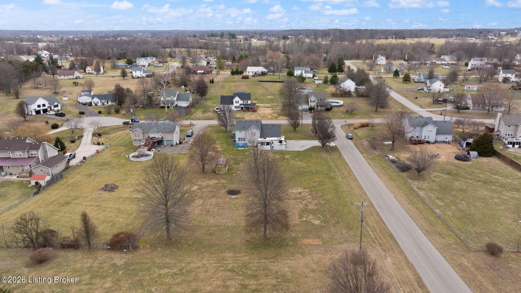 Photo of 54 Catlett Ct, Rineyville, KY 40162 (MLS # 1709835)