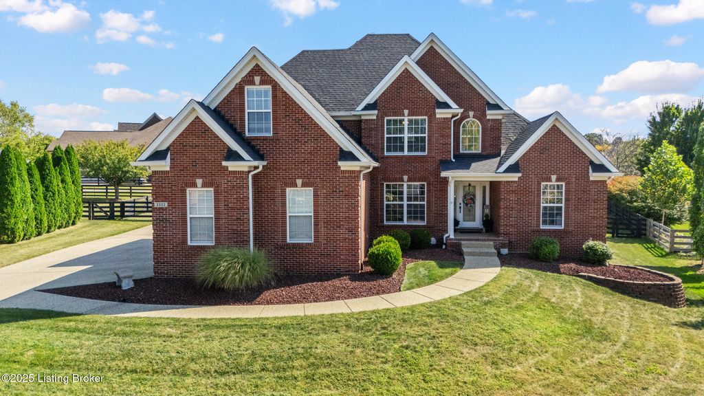 Photo of 3502 Sasse Way, Louisville, KY 40245 (MLS # 1700101)