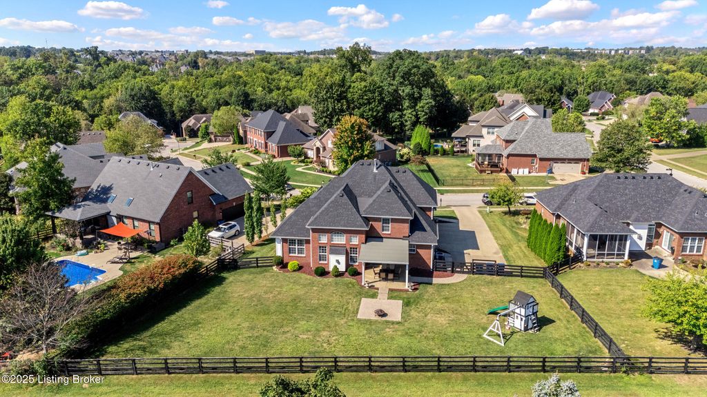Photo of 3502 Sasse Way, Louisville, KY 40245 (MLS # 1700101)