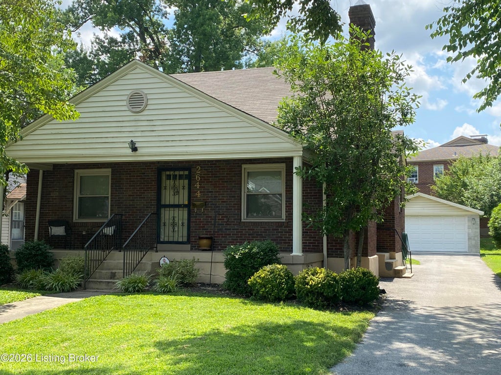Photo of 2644 Drayton Dr, Louisville, KY 40205 (MLS # 1722864)