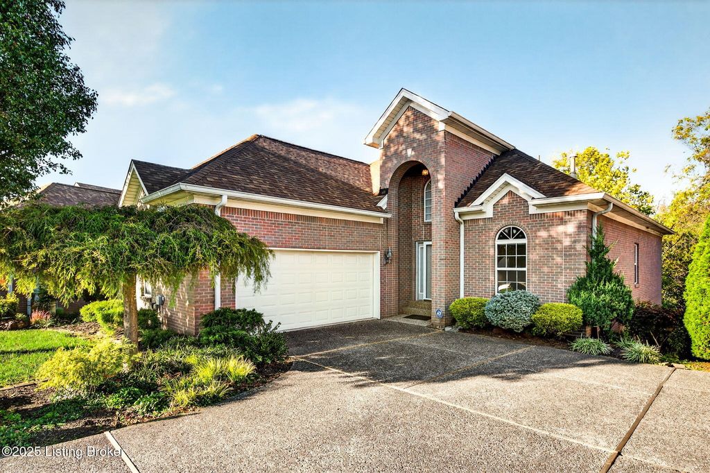 Photo of 3207 Hurstbourne Springs Dr, Louisville, KY 40220 (MLS # 1701658)
