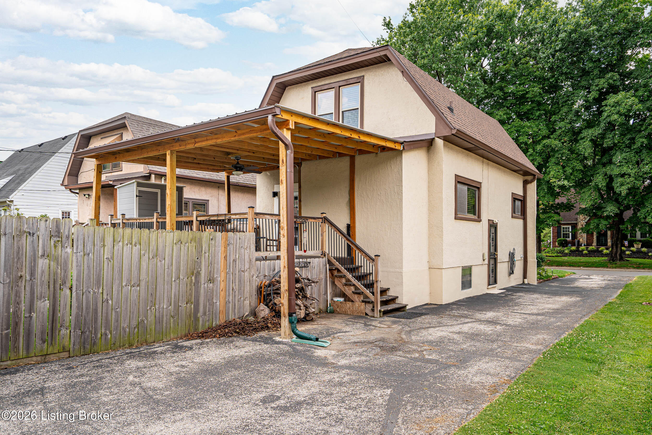 4509 Meridale Ave - Photo 4
