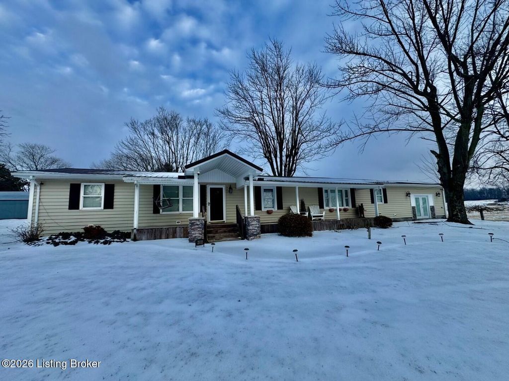Photo of 2035 Newton Ln, Campbellsville, KY 42718 (MLS # 1708557)