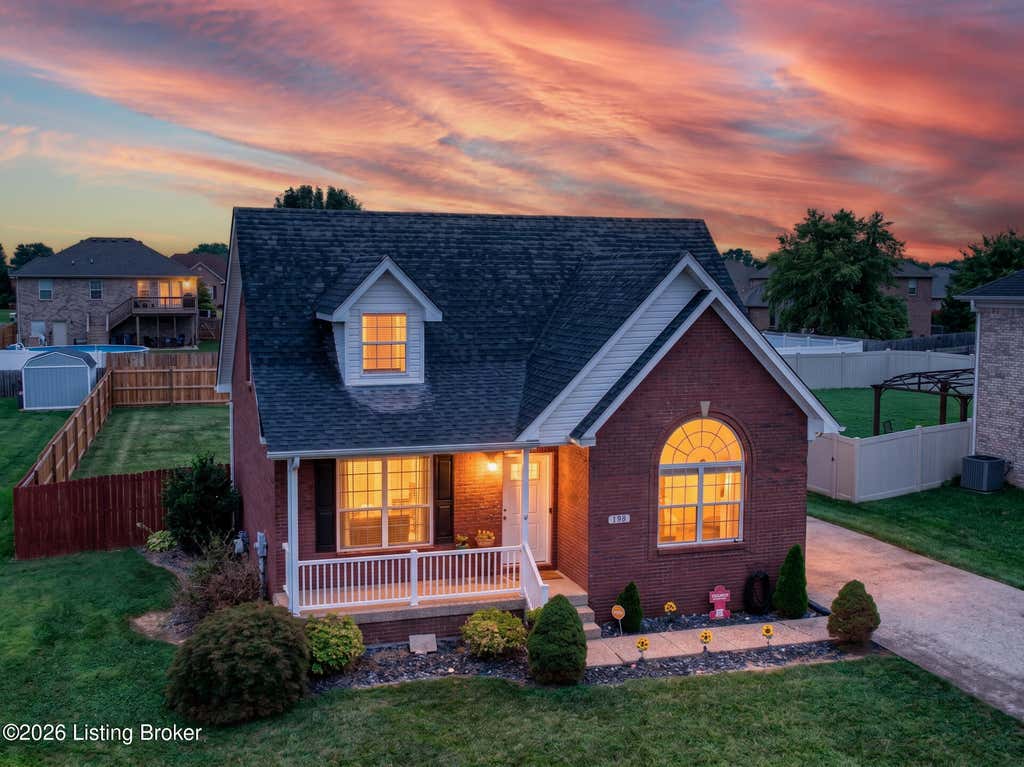Photo of 198 Spencer Ln, Mt Washington, KY 40047 (MLS # 1726317)