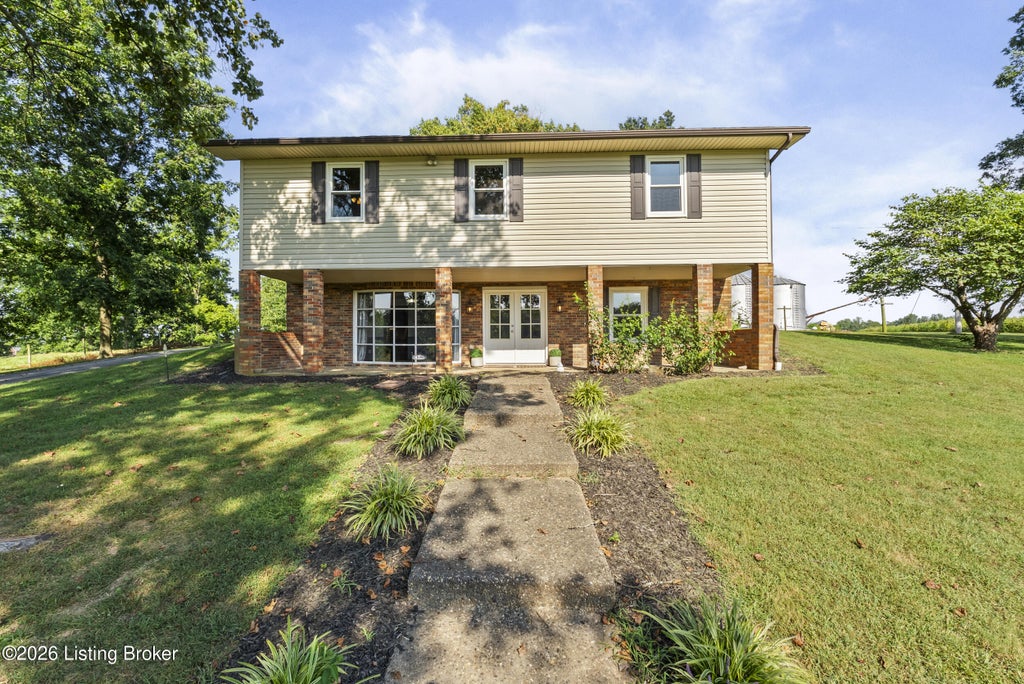 Photo of 4325 Smith Campground Rd, Elizabeth, IN 47117 (MLS # 1731529)