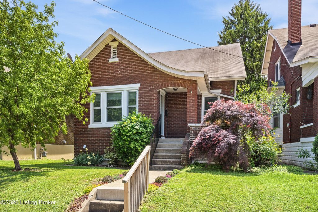 Photo of 820 Fetter Ave, Louisville, KY 40217 (MLS # 1716720)