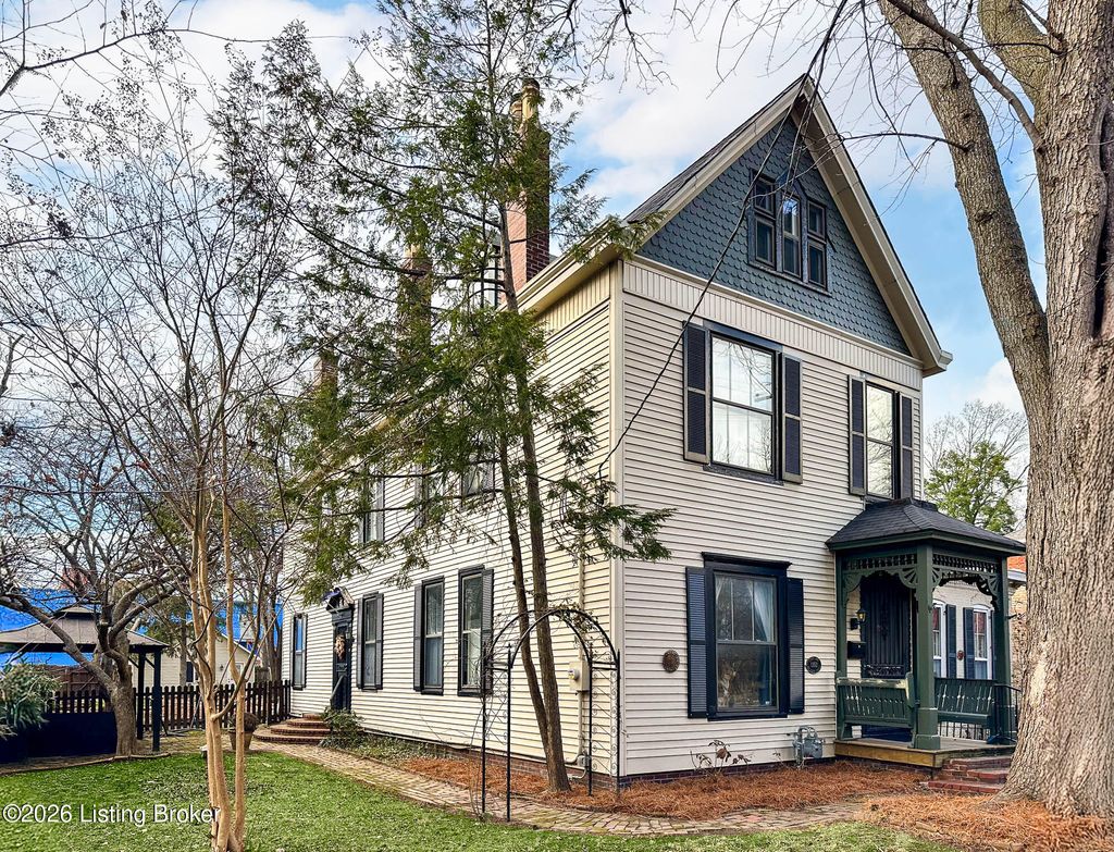 Photo of 1352 S 6th St, Louisville, KY 40208 (MLS # 1707084)