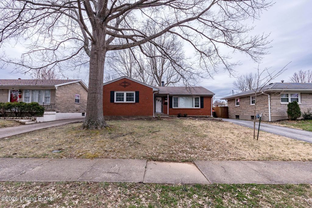 Photo of 3414 Bryan Way, Louisville, KY 40220 (MLS # 1712320)