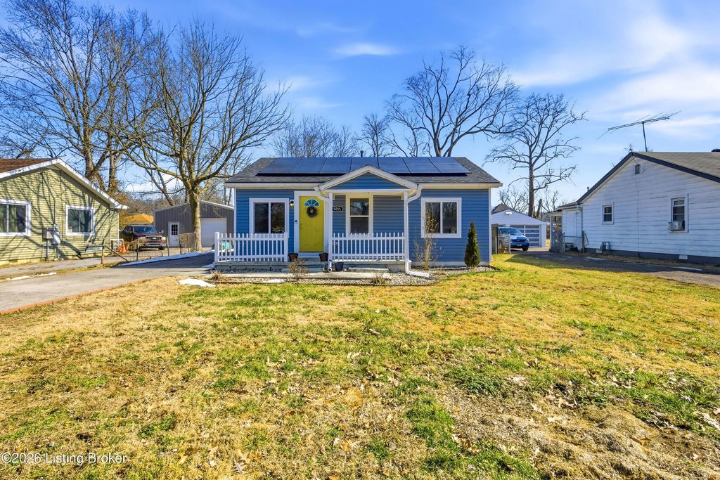 Photo of 9205 Dempley Ave, Louisville, KY 40272 (MLS # 1709395)