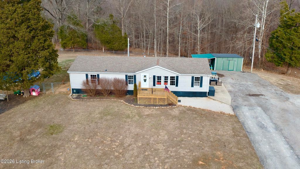 Photo of 305 Ellen Ln, Brandenburg, KY 40108 (MLS # 1712951)