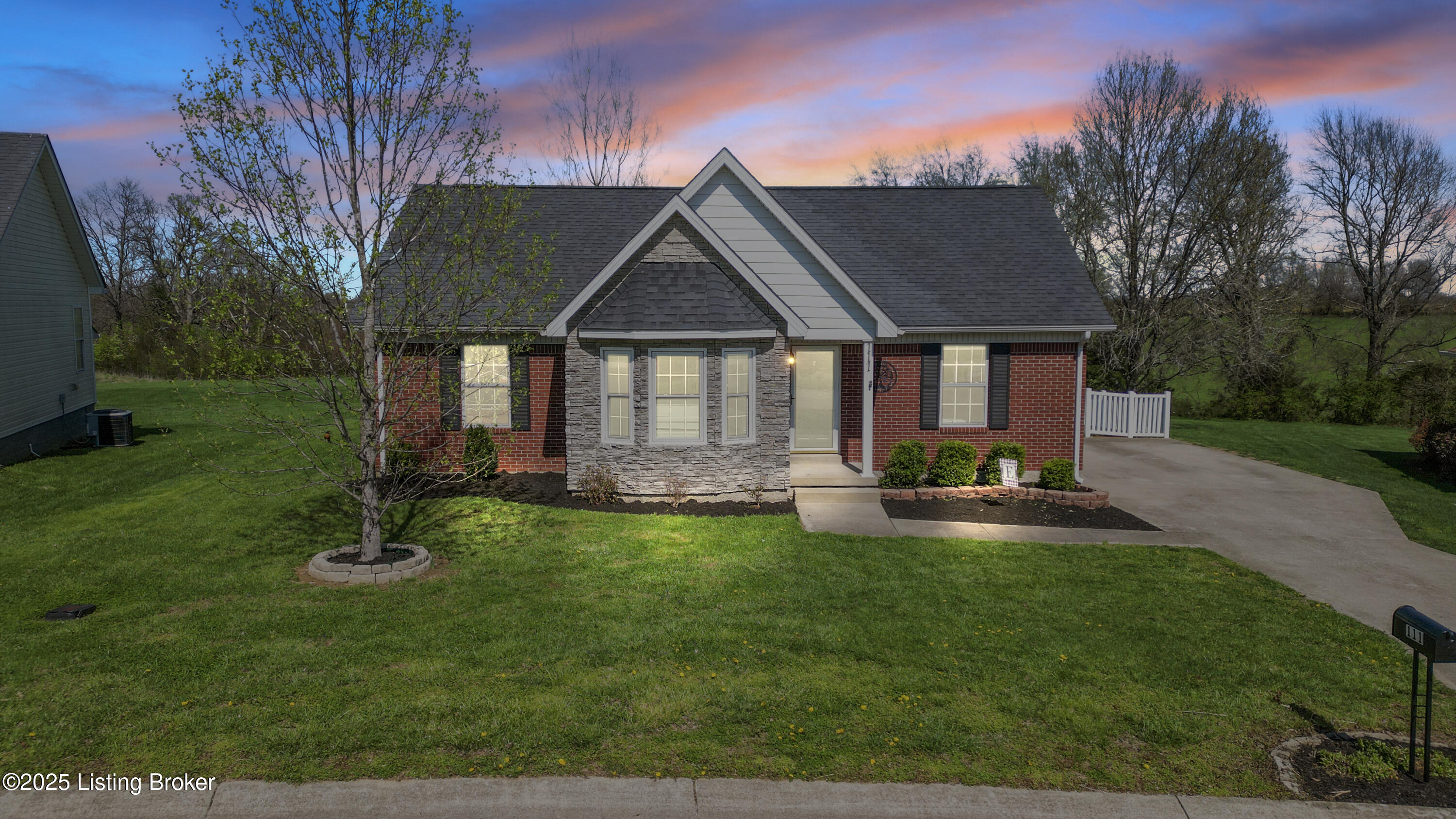 111 Tulip Dr, Bardstown, Kentucky image 1