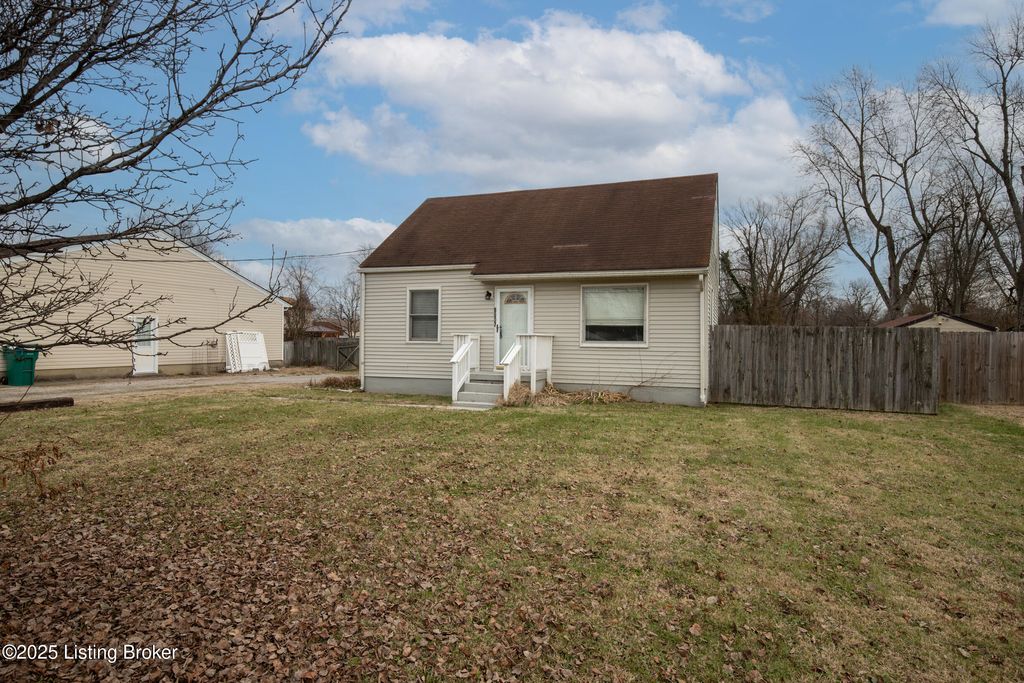 Photo of 8607 Blue Lick Rd, Louisville, KY 40219 (MLS # 1705784)