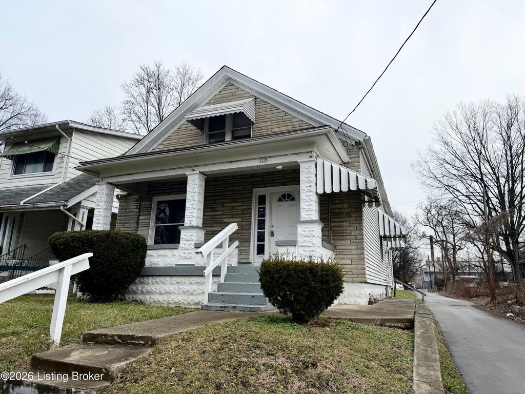 Photo of 1115 S 32nd St, Louisville, KY 40211 (MLS # 1710683)