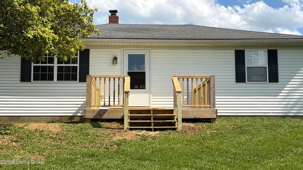 Photo of 3627 Bethlehem Rd, Pleasureville, KY 40057 (MLS # 1716331)