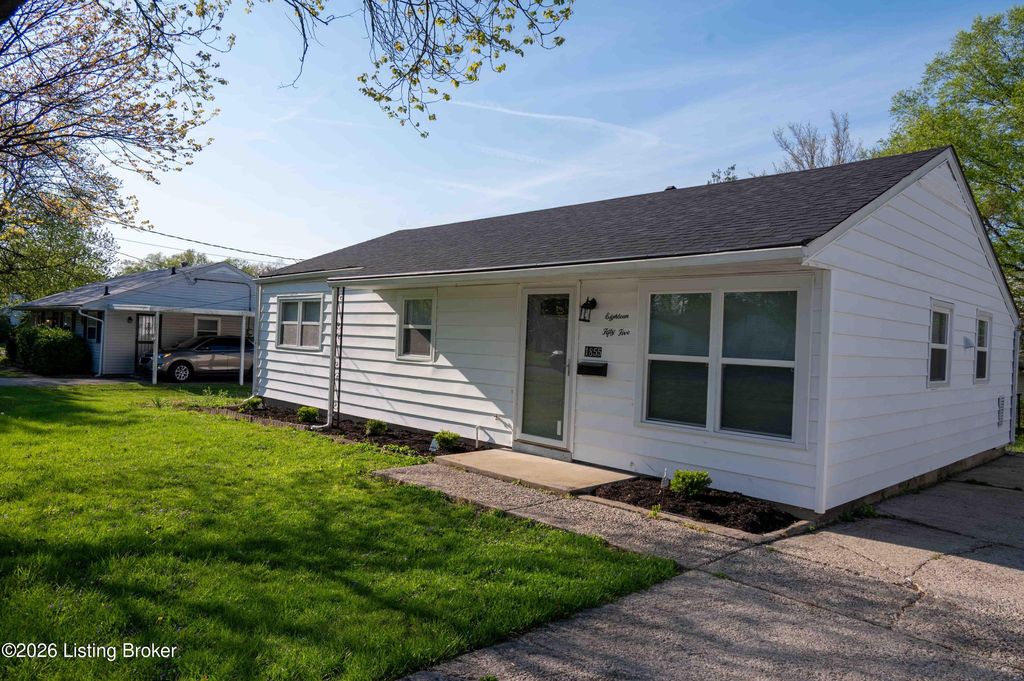 Photo of 1855 Heaton Rd, Louisville, KY 40216 (MLS # 1713663)