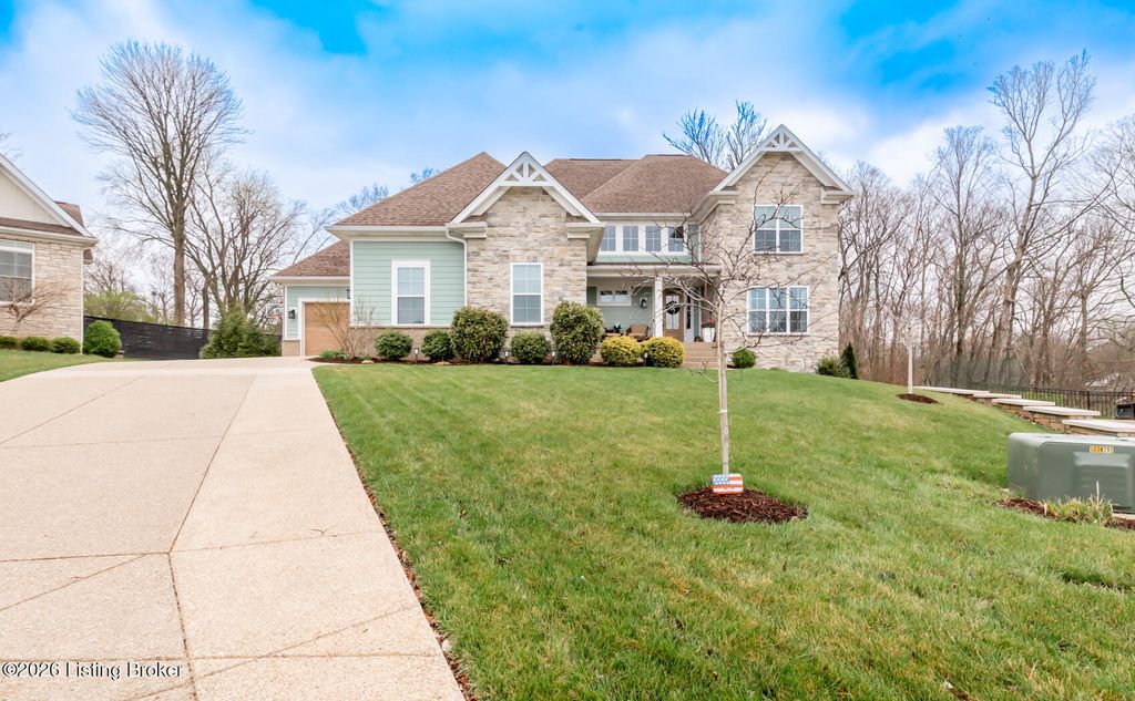 Photo of 11110 Rock Bluff Pl, Louisville, KY 40241 (MLS # 1718148)