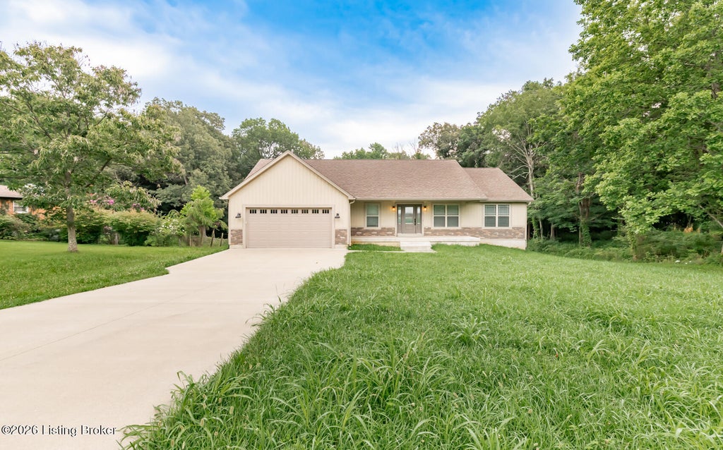 Photo of 369 Meadowview Dr, Elizabethtown, KY 42701 (MLS # 1731447)