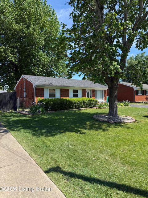 Photo of 140 Starlite Dr, Louisville, KY 40229 (MLS # 1715004)