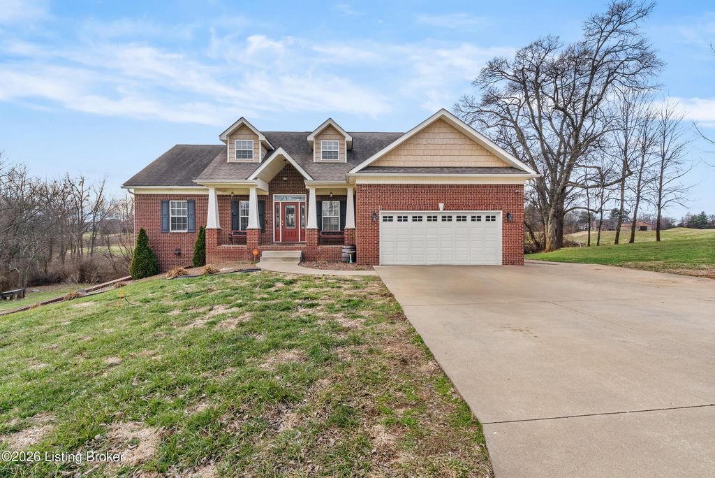 Photo of 122 N Howard St, Bardstown, KY 40004 (MLS # 1707049)